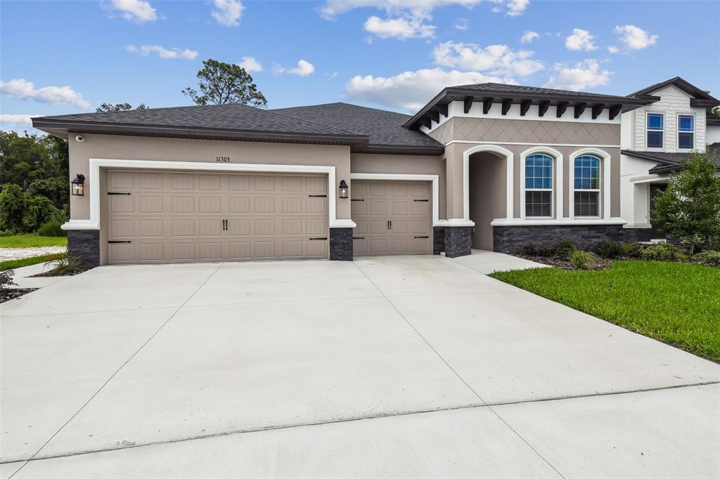 11303 STRIPED BASS COURT