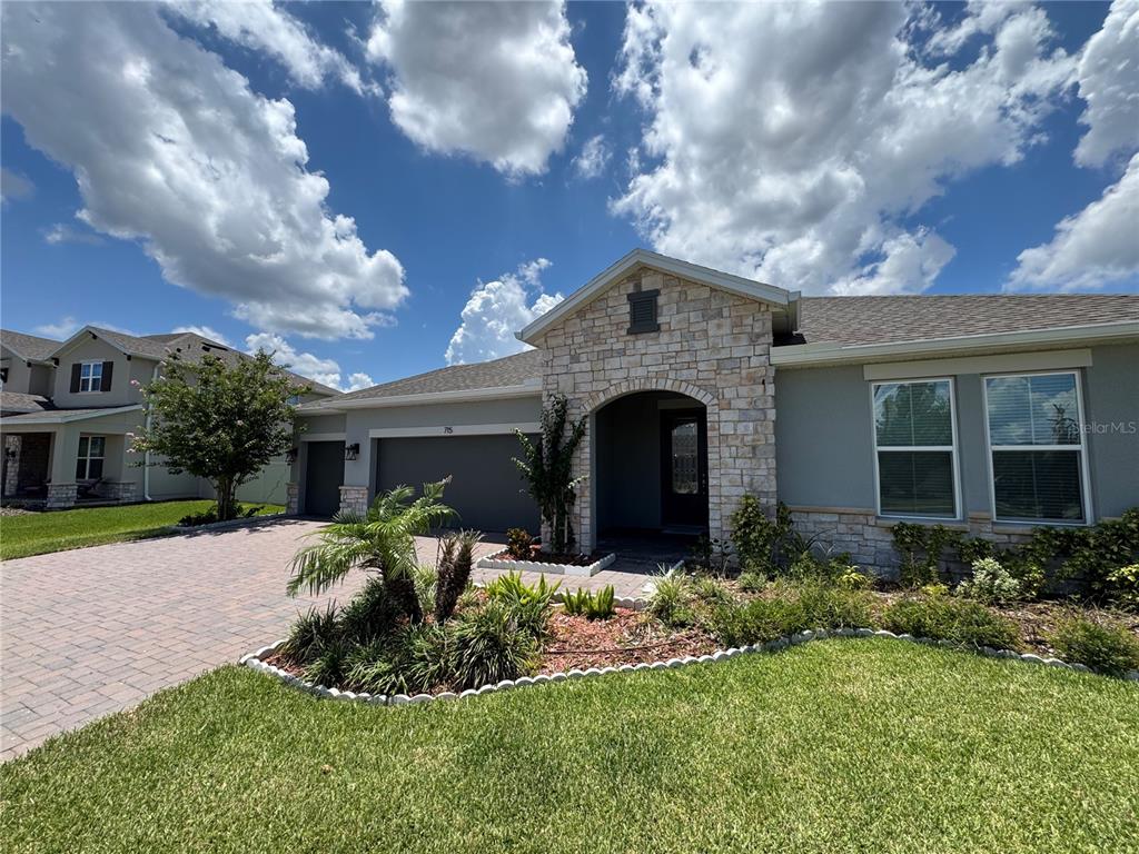 715 BLUE CITRUS LANE