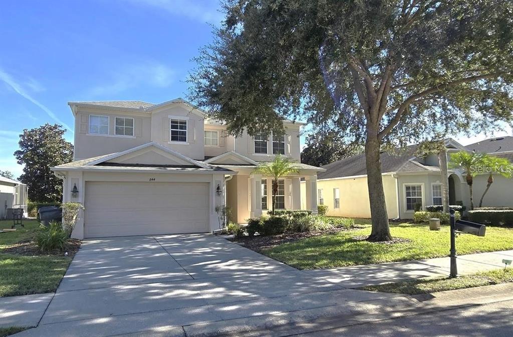 844 SUFFOLK PLACE
