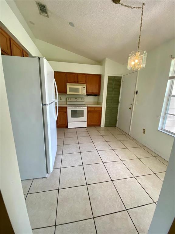 5230 CLARION OAKS DRIVE, ORLANDO, FL — photo 3 of 18