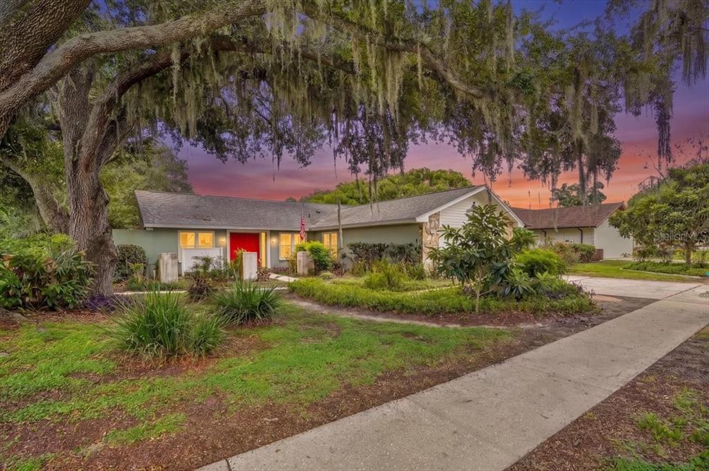 1013 BLACK KNIGHT DRIVE