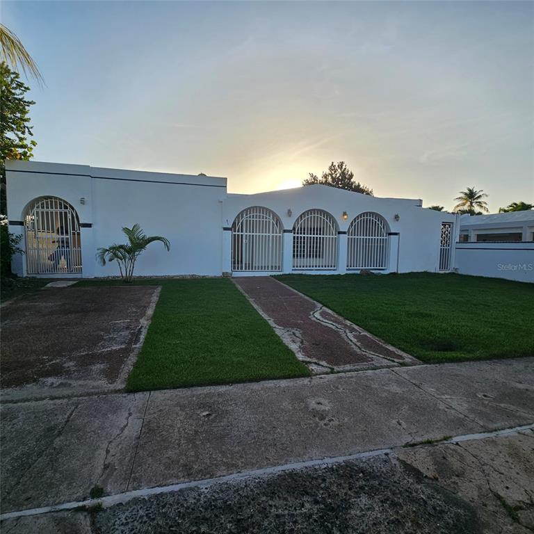 N11 N LAS OLAS UNIT 11