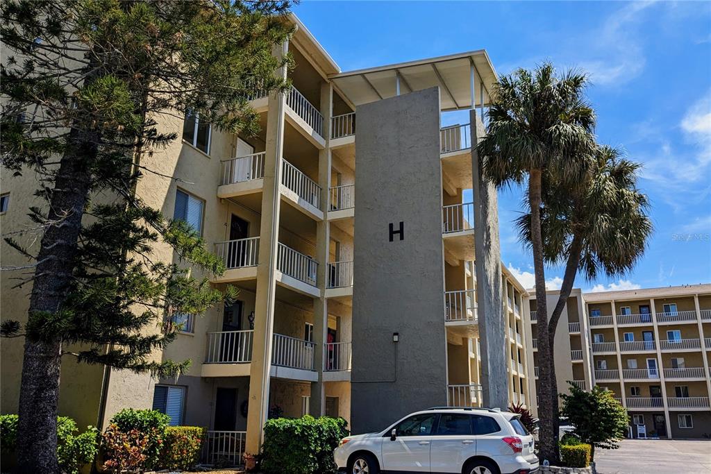 3807 LAKE BAYSHORE DRIVE UNIT H-416