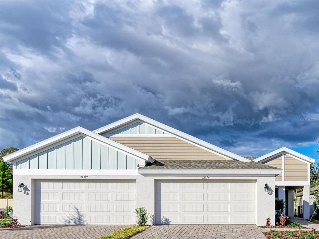 12374 OAK  HILL WAY