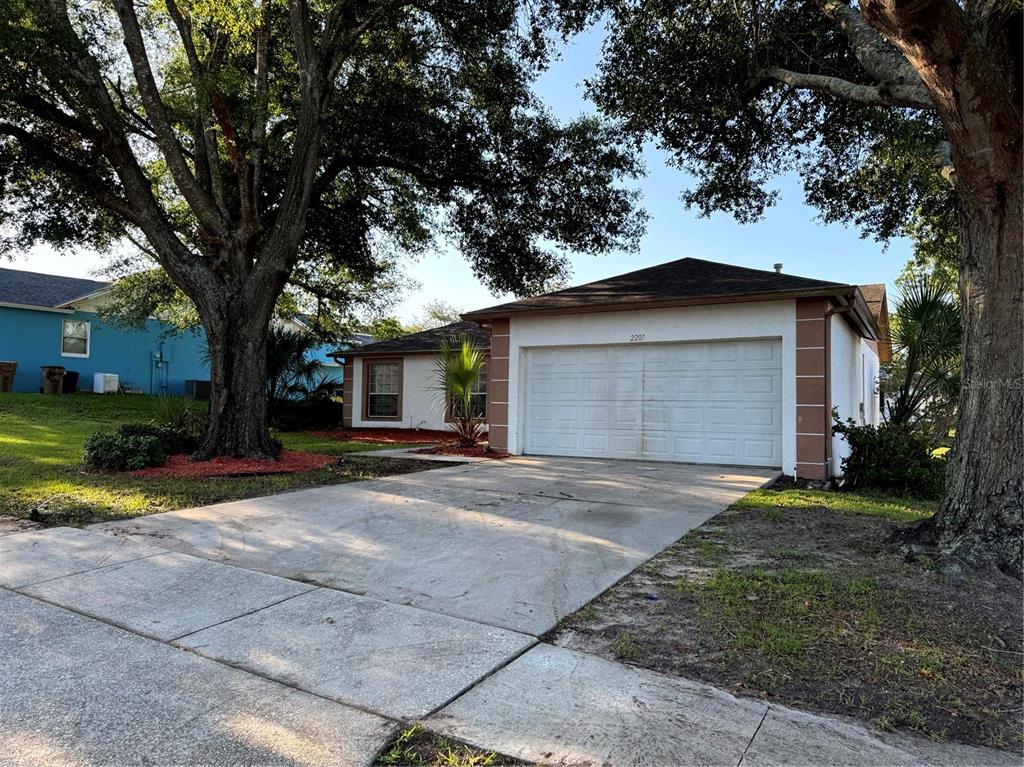 2207 ROBEL TRAIL