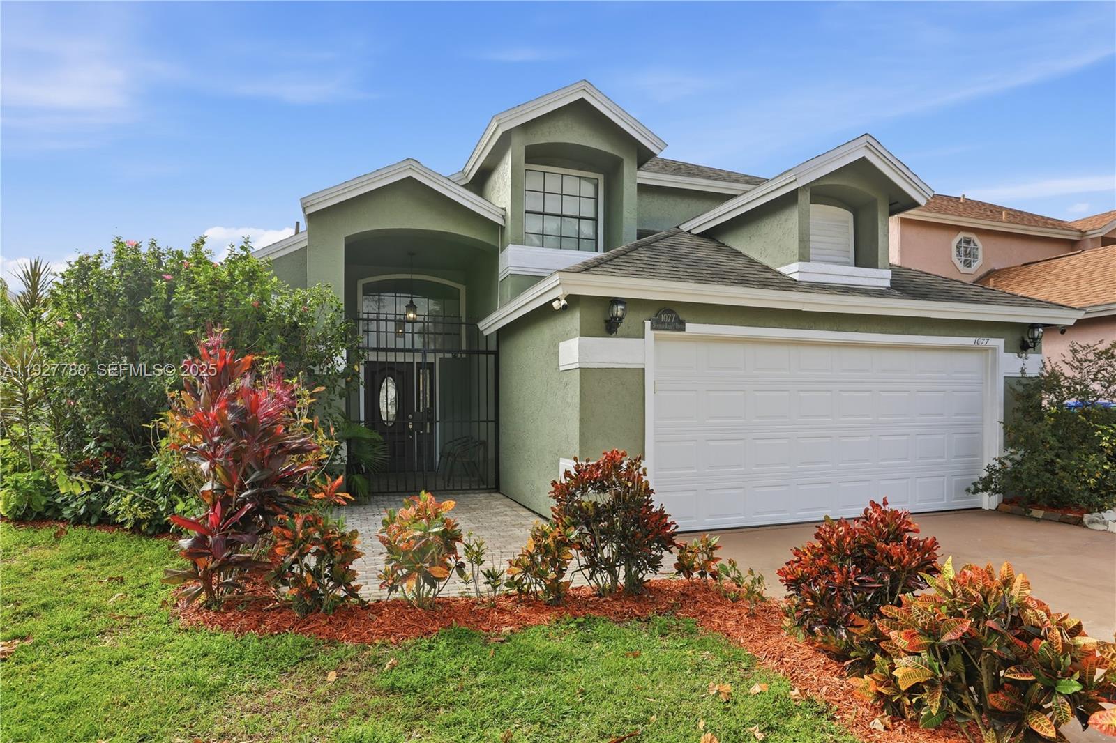 1077 Summer Lakes Dr, Orlando FL 32835