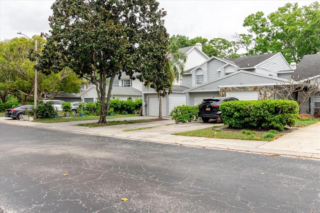 208 ST IVES DR