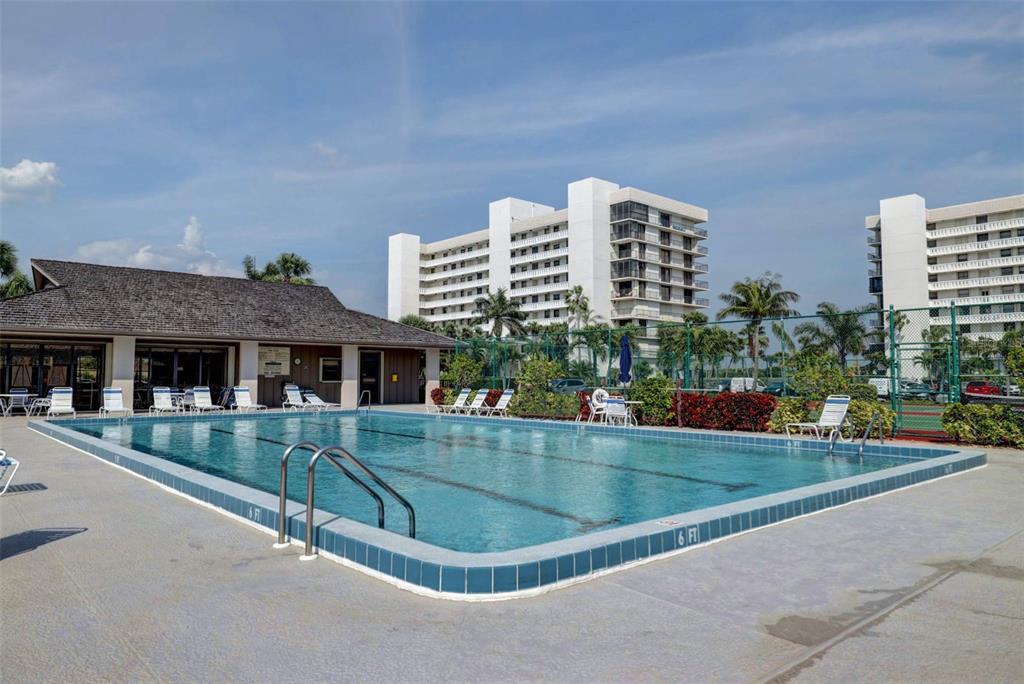 5061 N HIGHWAY A1A UNIT 902