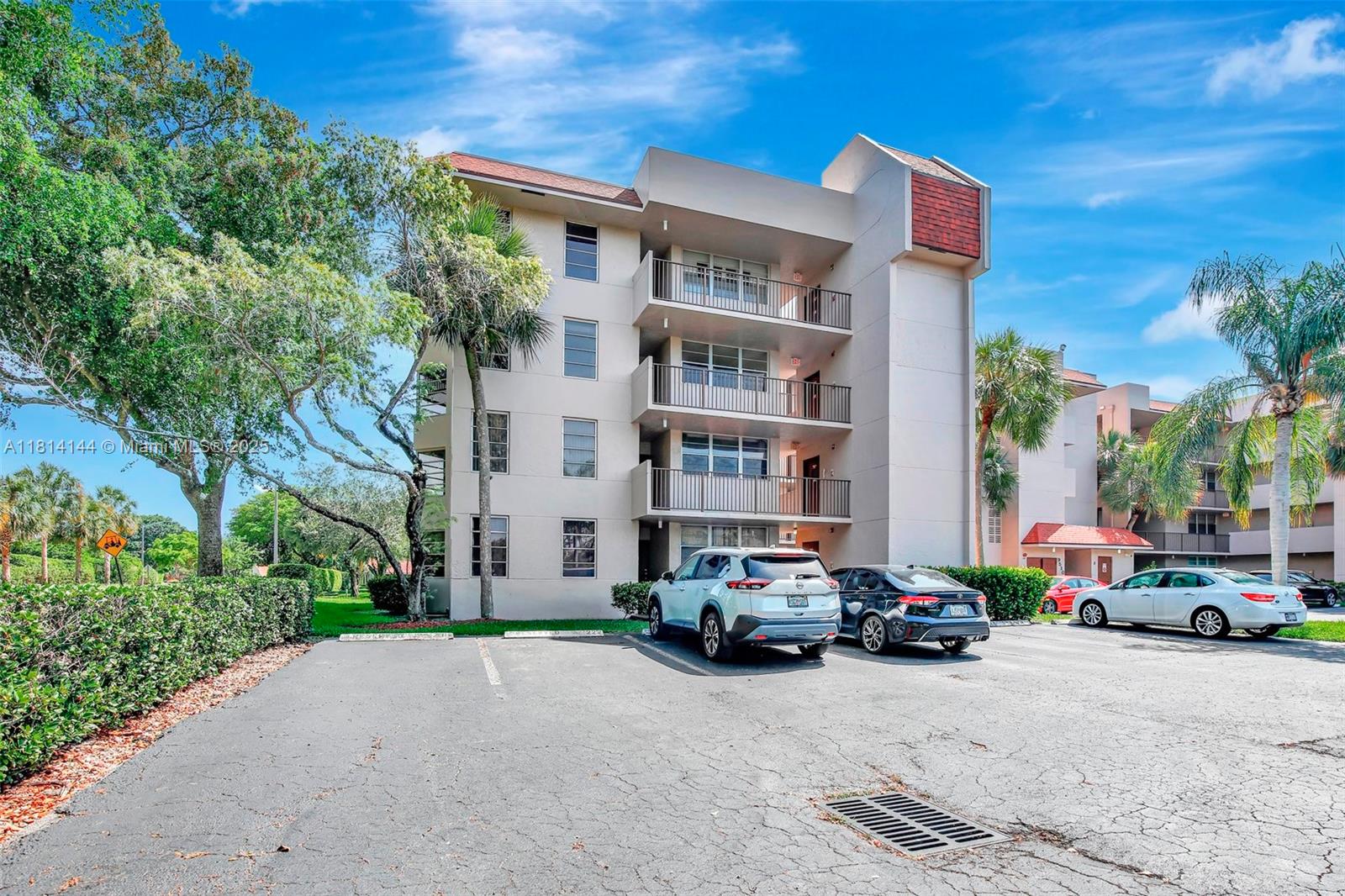 9510 Seagrape Dr # 101, Davie FL 33324