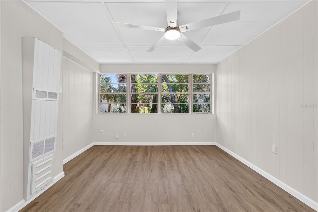 1202 E CAROLINE STREET, TAVARES, FL — photo 2 of 12