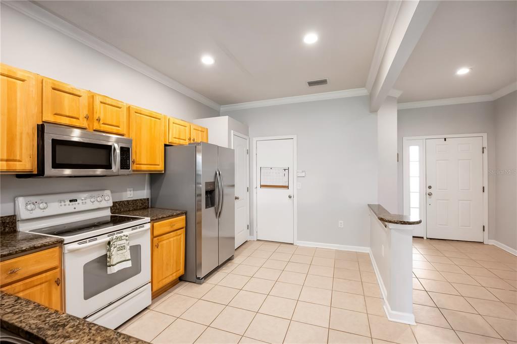 7180 83RD DRIVE E UNIT 6-5, BRADENTON, FL — photo 5 of 30