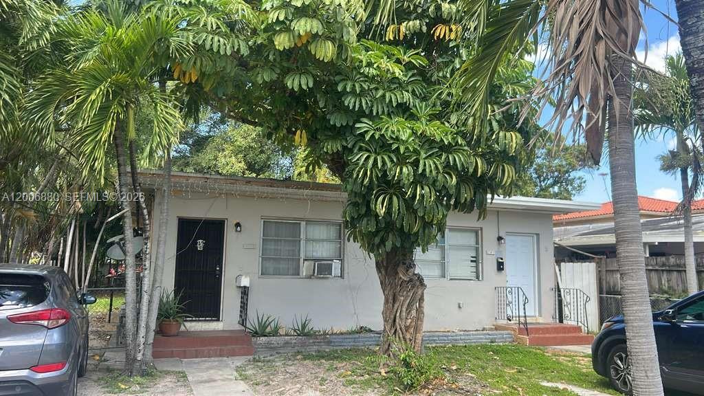 1743 NW 15th St # 1743, Miami FL 33125