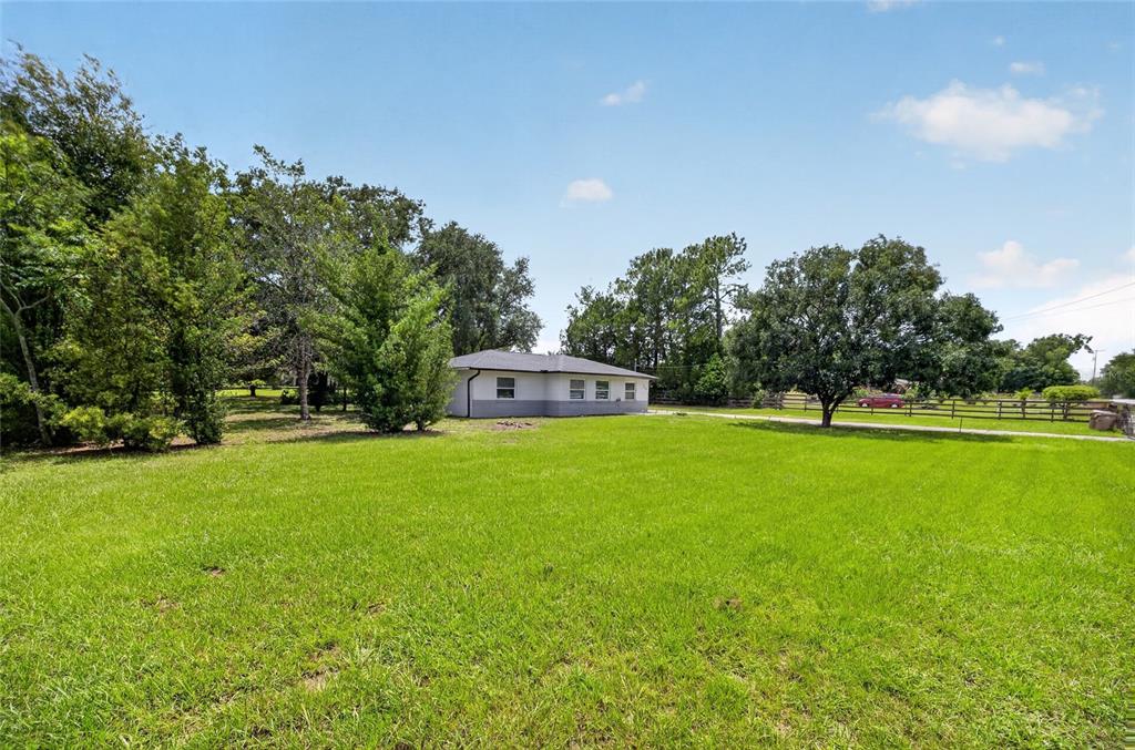 3630 EAGLES NEST ROAD, FRUITLAND PARK, FL — photo 5 of 30