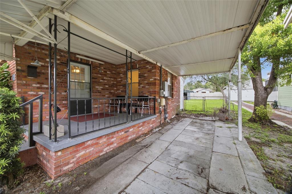 1416 E IDLEWILD AVENUE, TAMPA, FL — photo 4 of 27