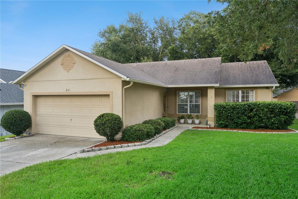 831 LEANORE LANE