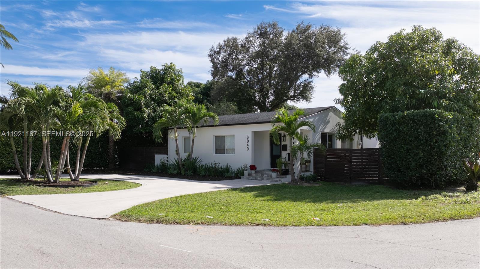 6040 SW 22nd St, Miami FL 33155