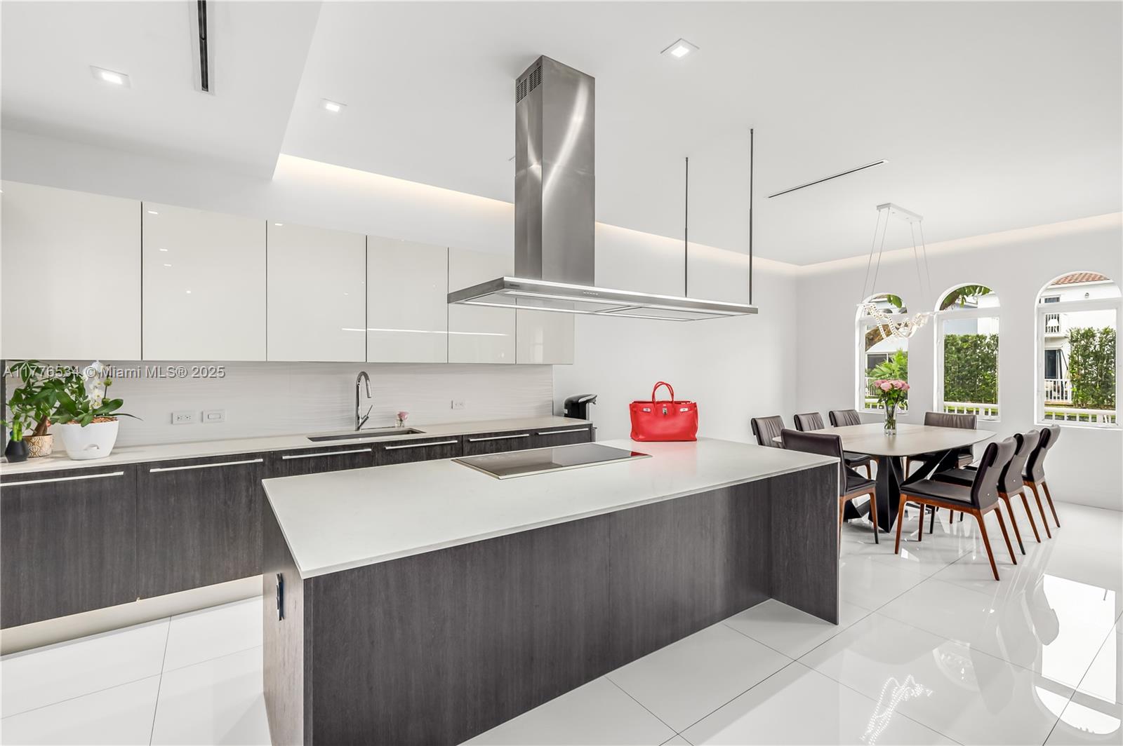 3106 NE 210th Ter, Aventura FL 33180
