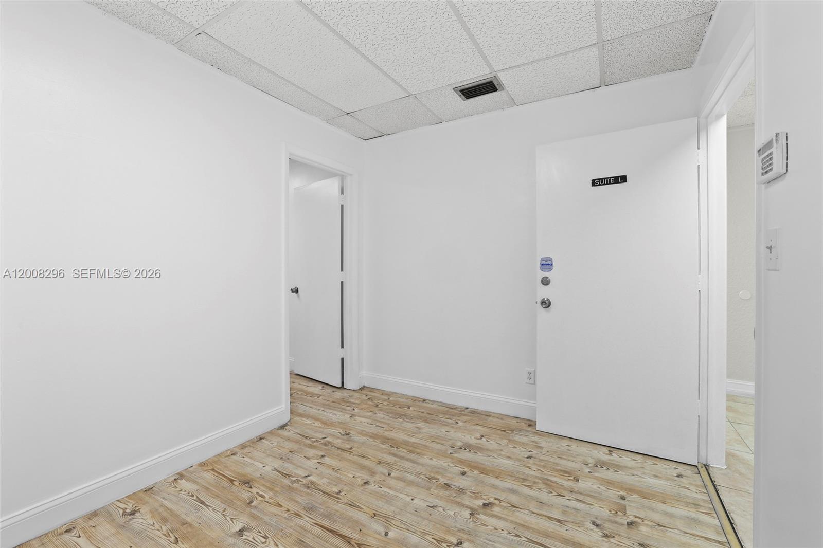 8358 W Oakland Park Blvd # L, Sunrise FL 33351