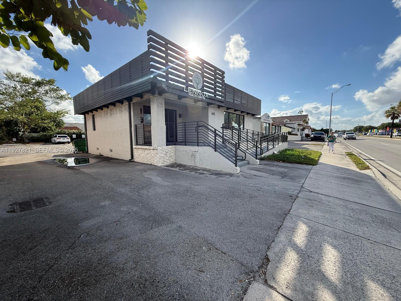 142 E 49th St, Hialeah FL 33013