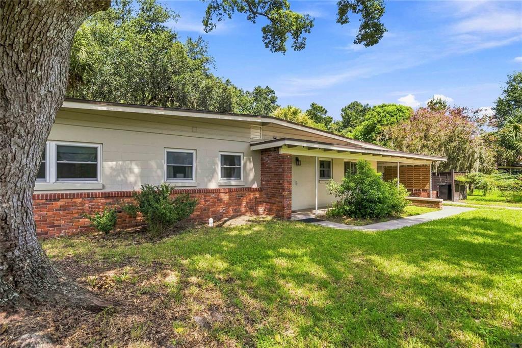 110 W COLEMAN CIRCLE, SANFORD, FL — photo 3 of 26