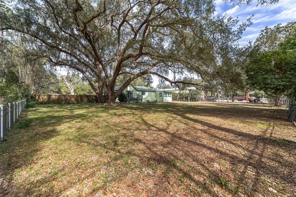 7075 SE HIGHWAY 25A, BELLEVIEW, FL — photo 3 of 30