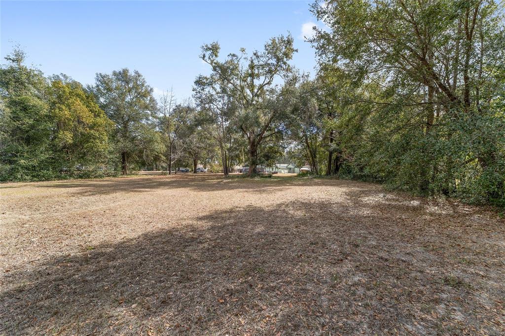 7075 SE HIGHWAY 25A, BELLEVIEW, FL — photo 4 of 30