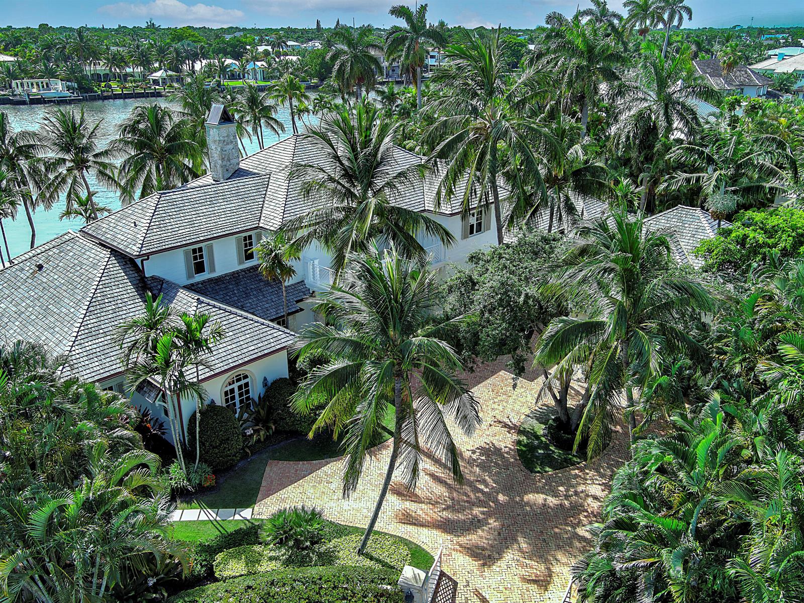 1033 Waterway Lane, Delray Beach FL 33483