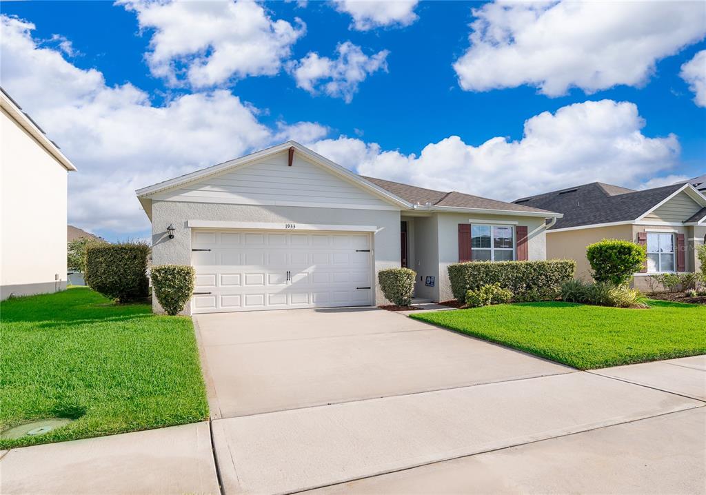 1933 BELLKNOLL LANE