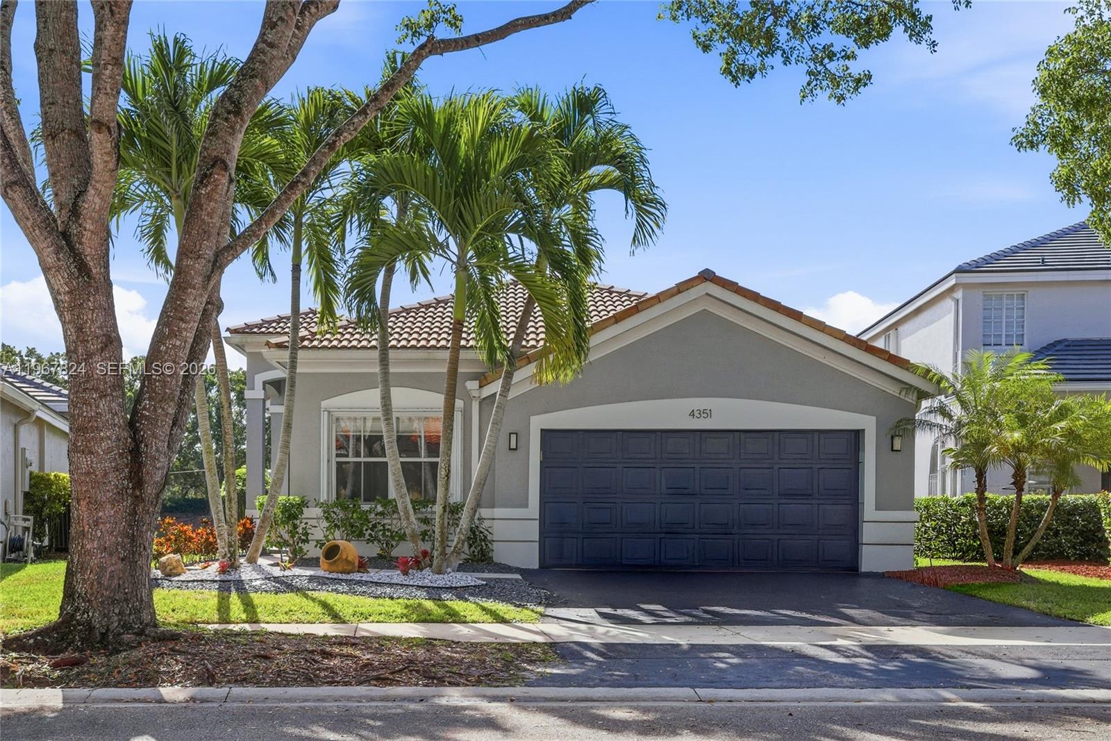 4351 Foxtail Ln, Weston FL 33331