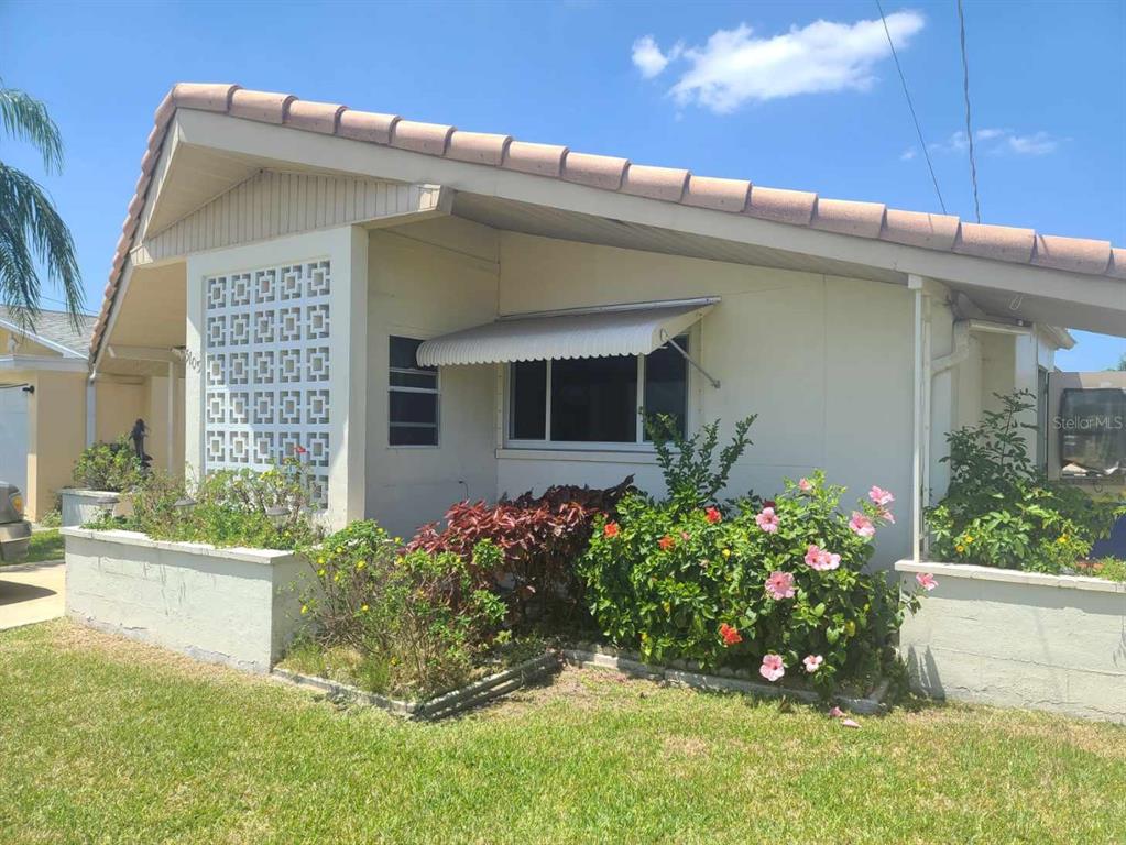5105 BONITO DRIVE