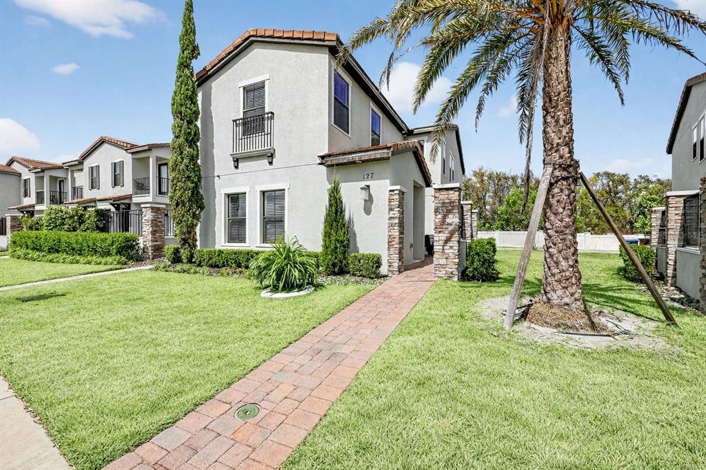 127 KENNY BOULEVARD