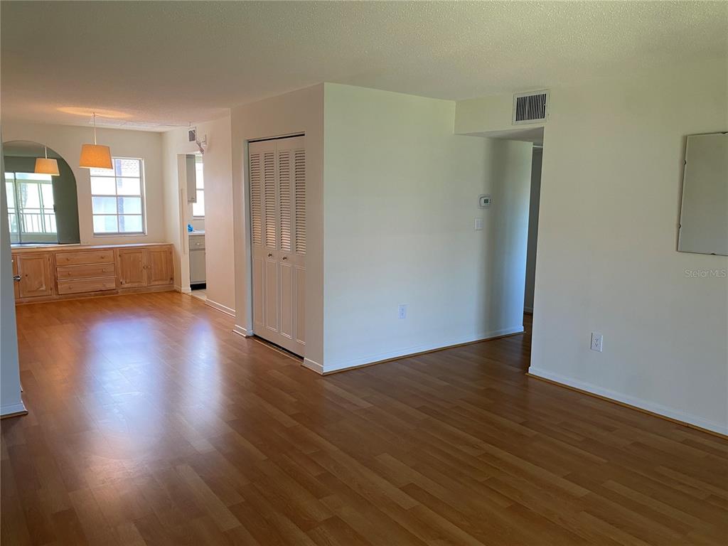 2727 75TH STREET W UNIT 8A14, BRADENTON, FL — photo 3 of 13