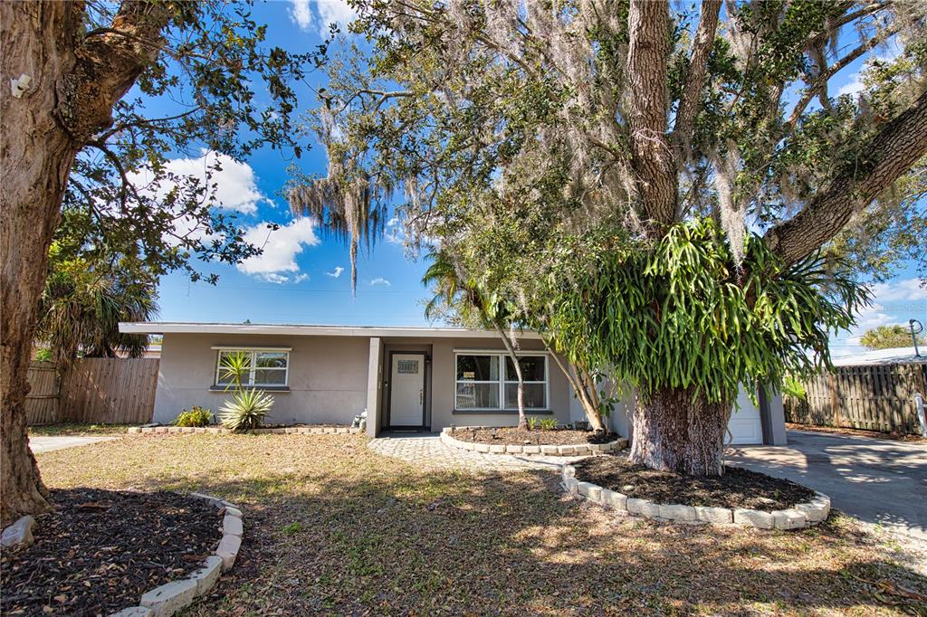 1937 GOLD AVENUE