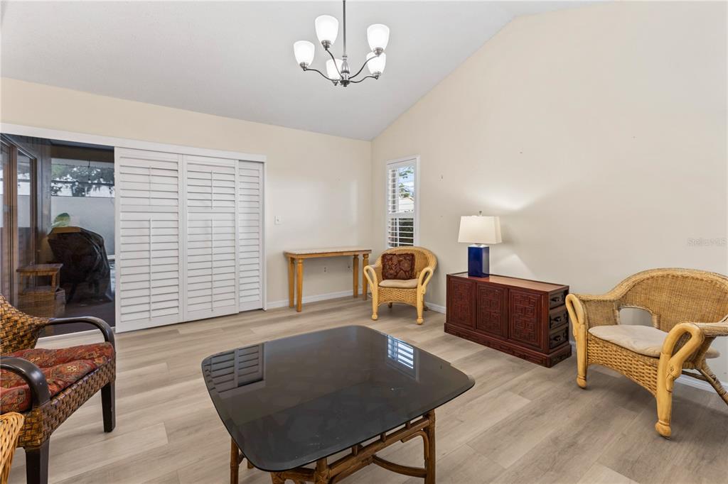 4096 CENTER POINTE PLACE UNIT 20B, SARASOTA, FL — photo 5 of 27