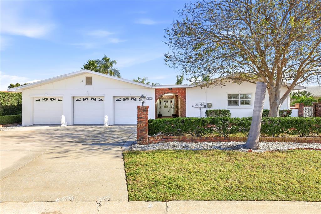 3927 VERSAILLES DRIVE