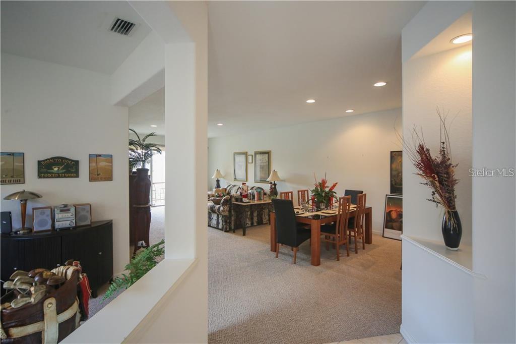 8218 EAGLE ISLES PLACE, BRADENTON, FL — photo 2 of 25