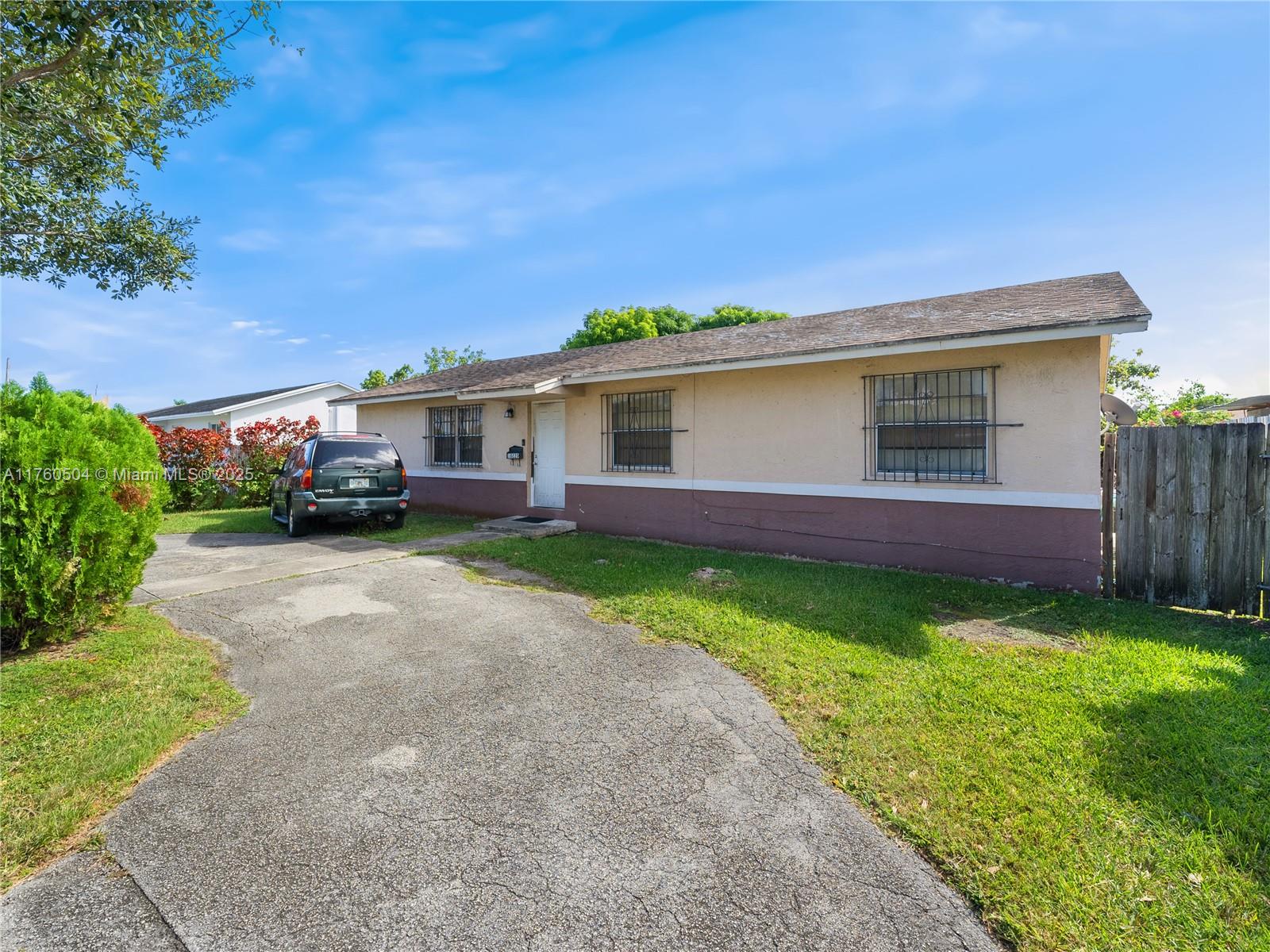10220 SW 168th St, Miami FL 33157