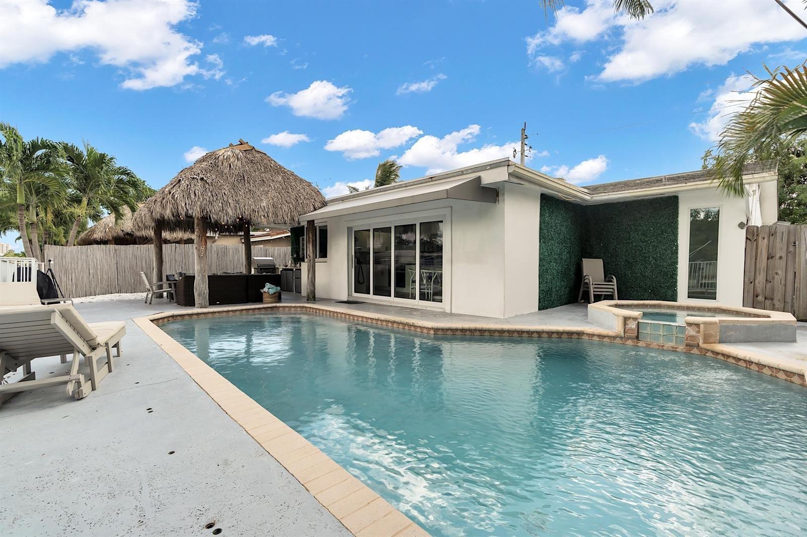 2233 SE 15th Street, Pompano Beach FL 33062