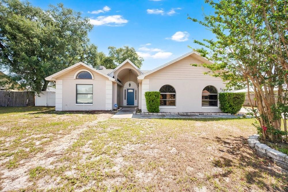 8327 MAID MARIONS TRAIL