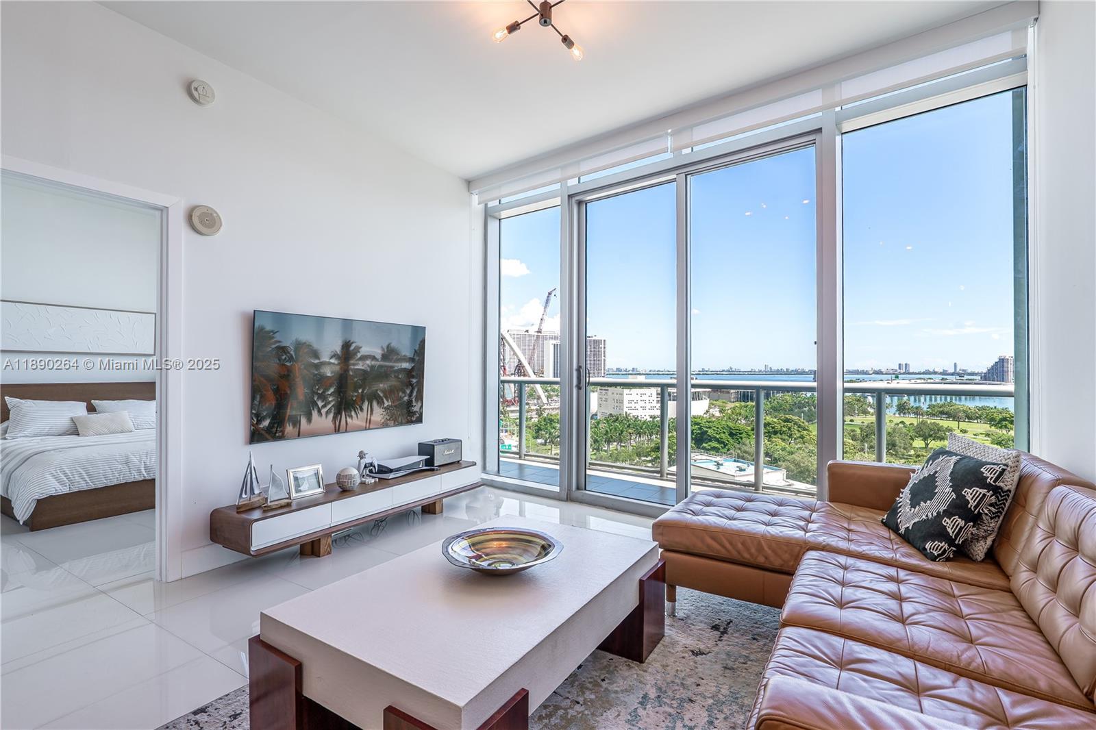 888 Biscayne Blvd # 1210, Miami FL 33132