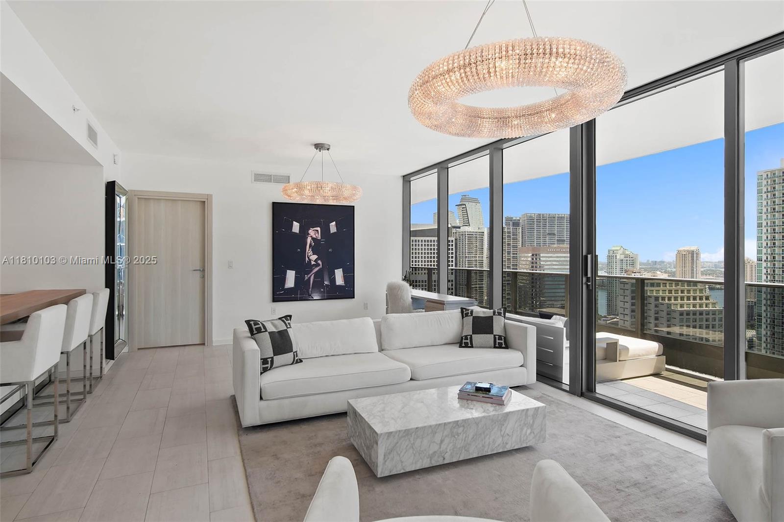 1000 Brickell Plz # 4209, Miami FL 33131