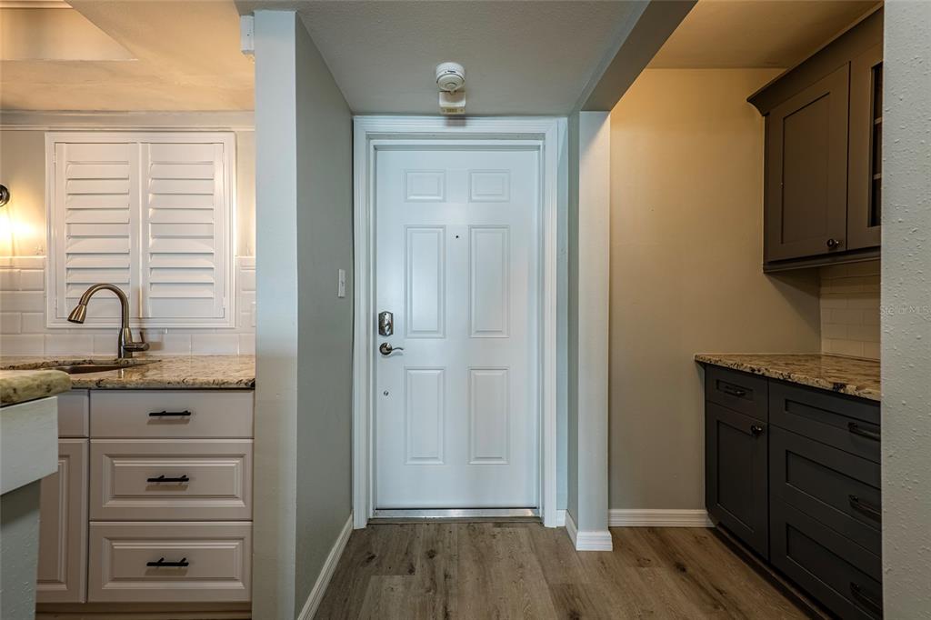 620 EDGEWATER DRIVES UNIT 103, DUNEDIN, FL — photo 3 of 26