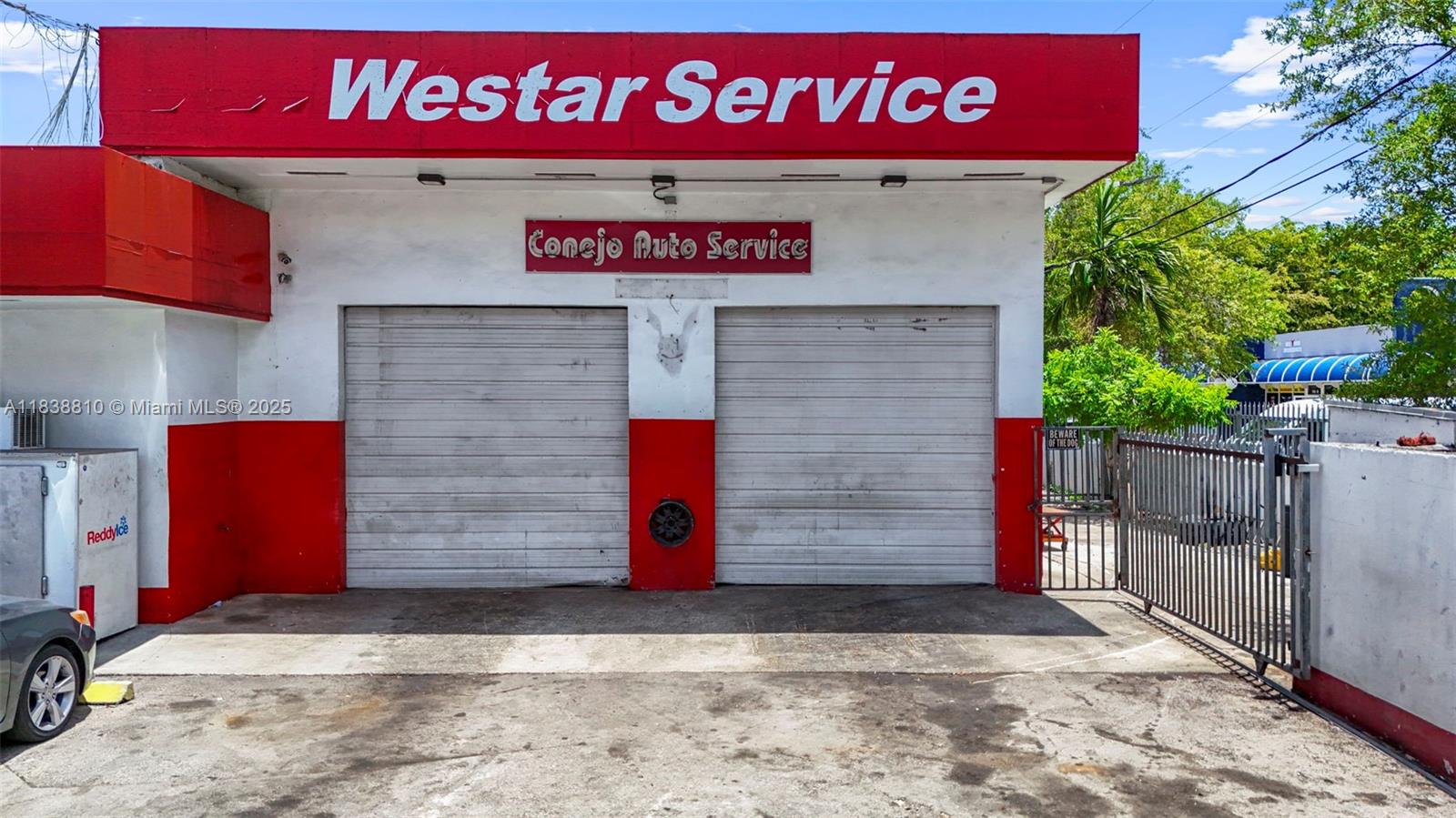 10200 SW 56th St, Miami FL 33165