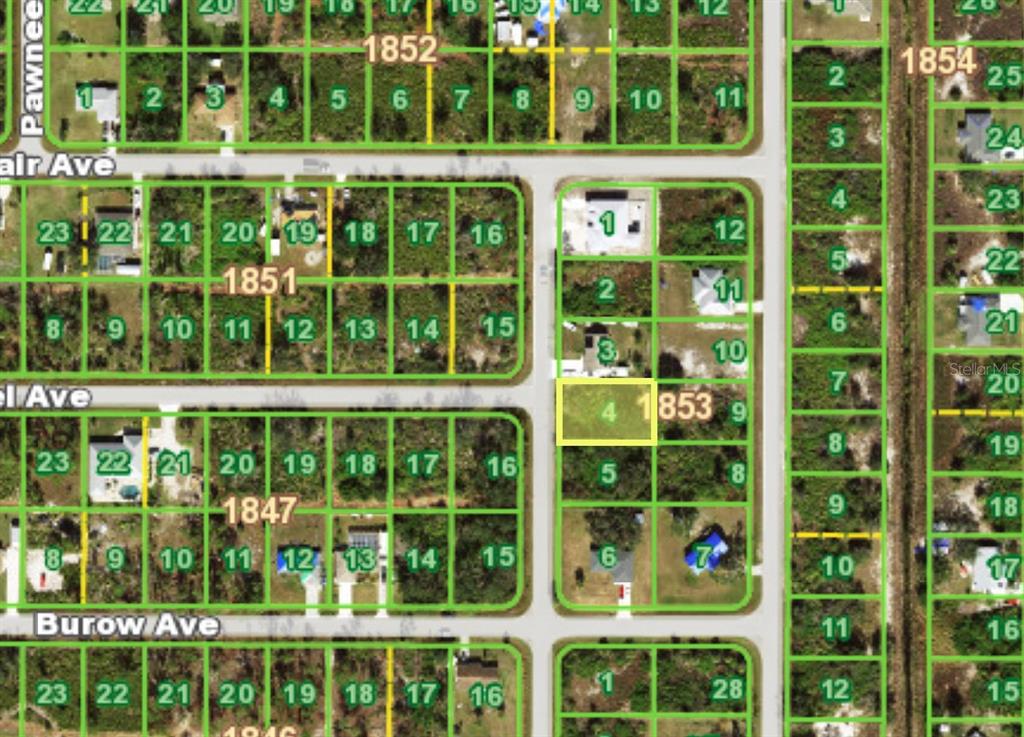 This is a map showing a highlighted vacant lot within a residential subdivision — 5064 MUNHALL STREET, PORT CHARLOTTE, FL