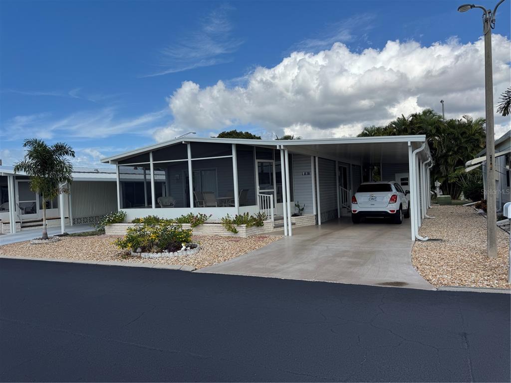 9 LAFITTE DRIVE