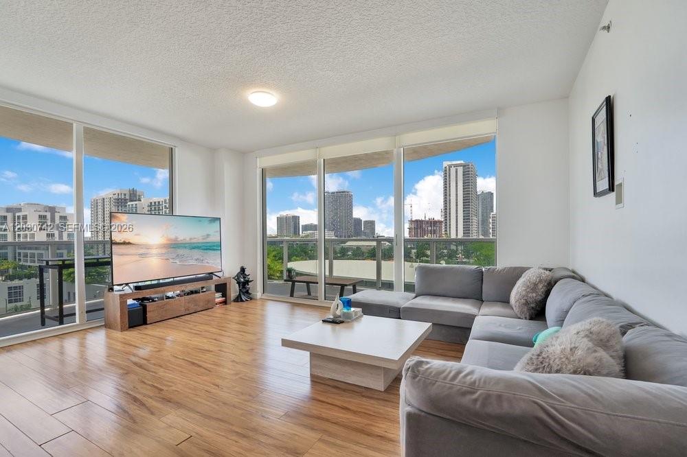 601 NE 23rd St # 1406, Miami FL 33137