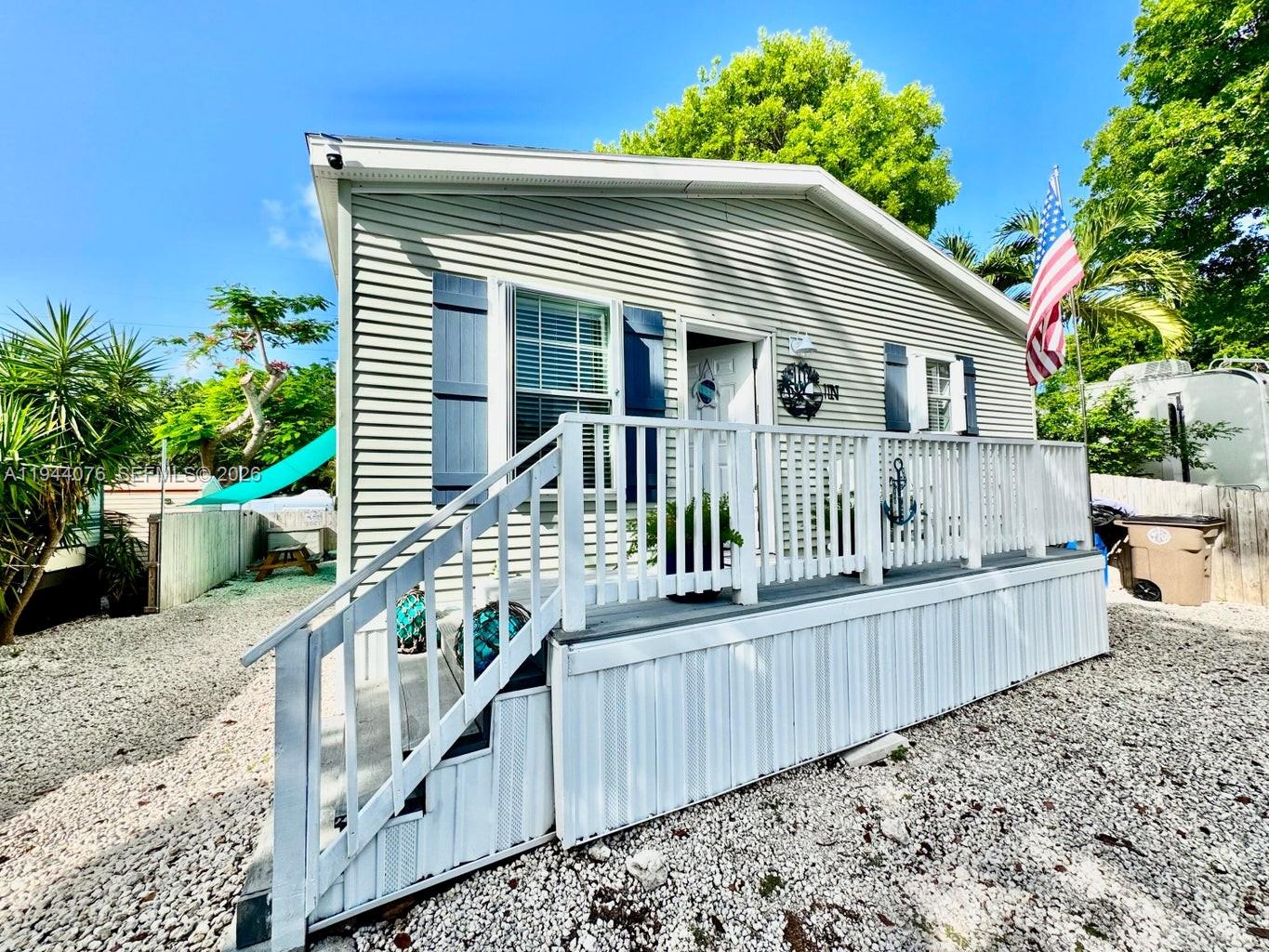 101620 Overseas Hwy #11N, Key Largo FL 33037