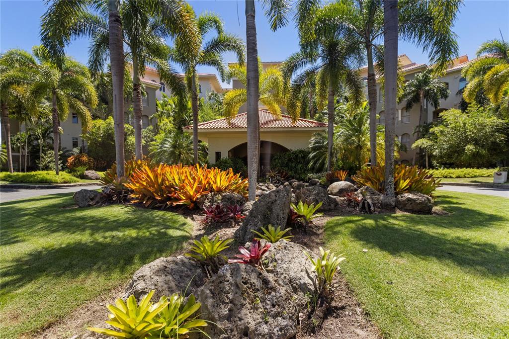 2-PH05 PLANTATION VILLAGE