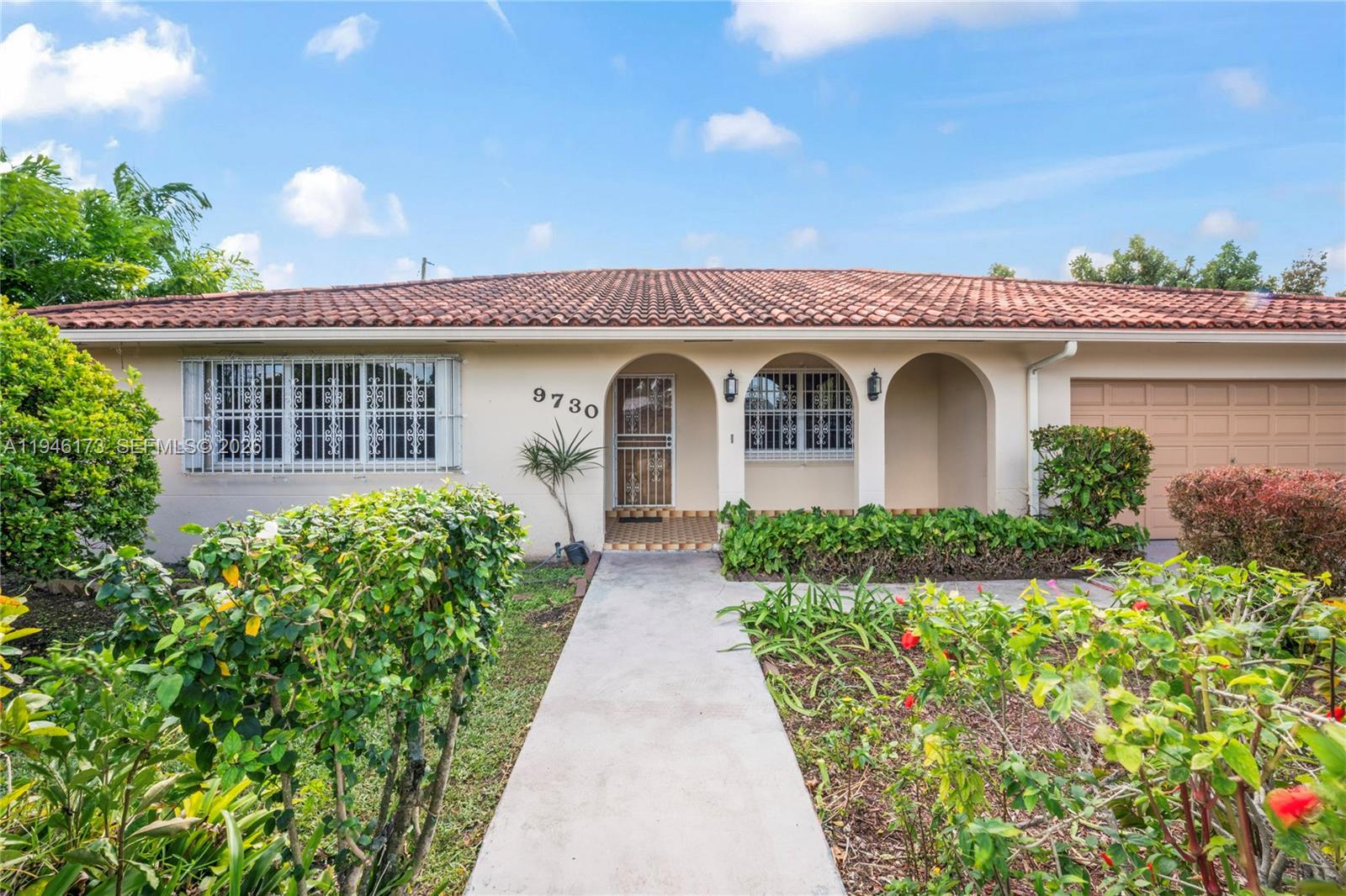 9730 SW 44th St, Miami FL 33165
