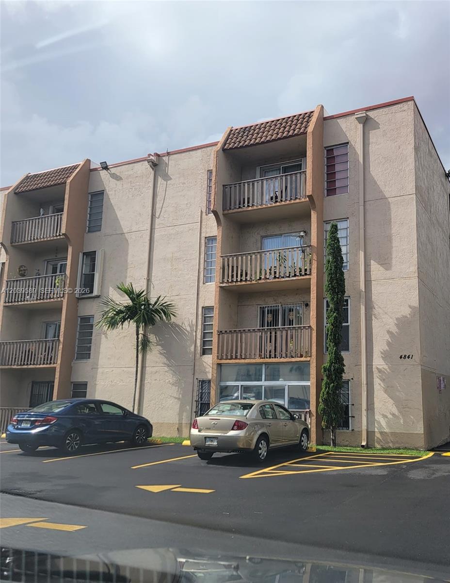 4841 NW 7th St # 4, Miami FL 33126